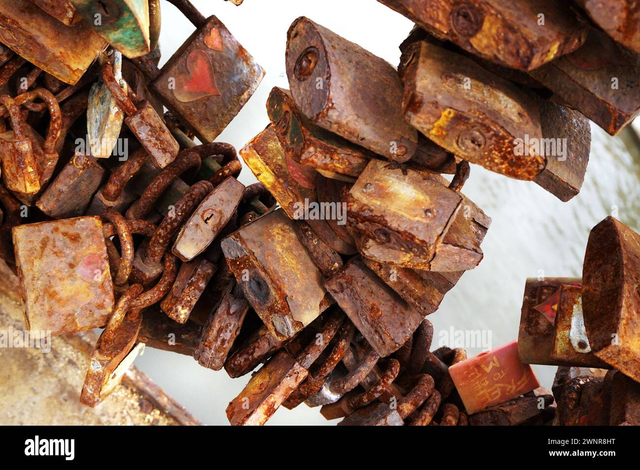 padlock texture as typical example tourist vandalism Stock Photo - Alamy