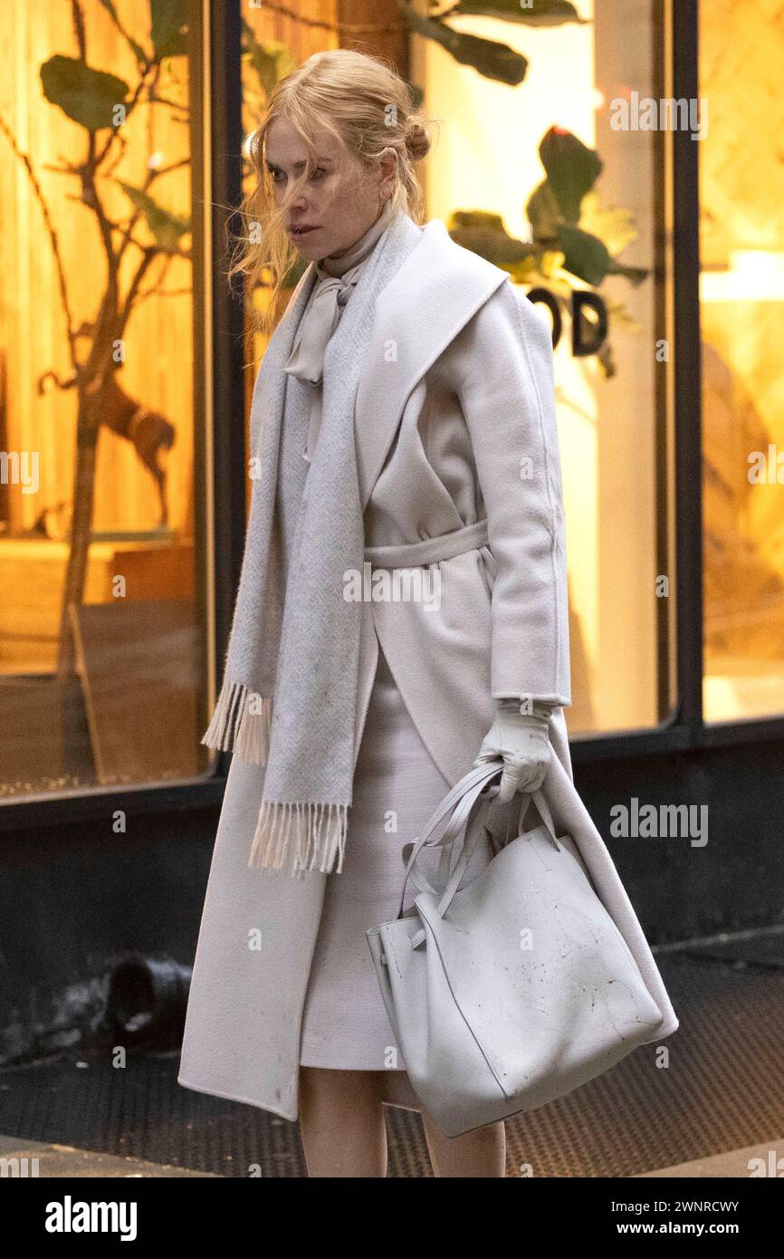 Nicole Kidman bei Dreharbeiten zum Kinofilm 'Babygirl' in Downtown. New York, 28.02.2024 Stock Photo