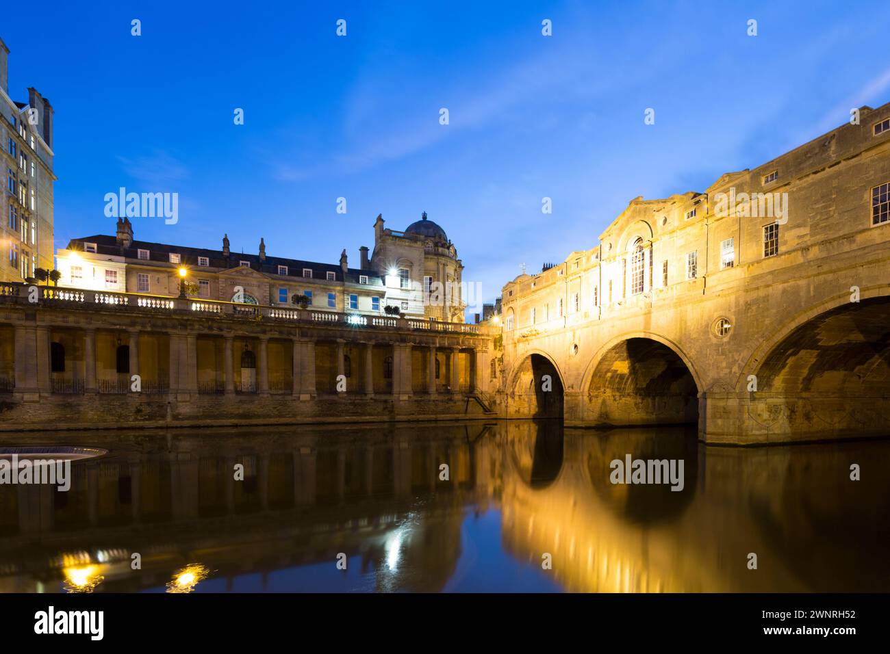 Pulteney Bridge At Night Hi res Stock Photography And Images Alamy pulteney-bridge-at-night-hi-res-stock-photography-and-images-alamy