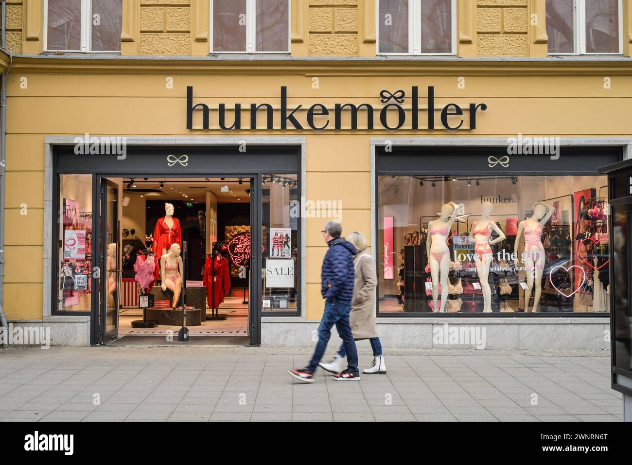 Hunkemöller hi-res stock photography and images - Alamy