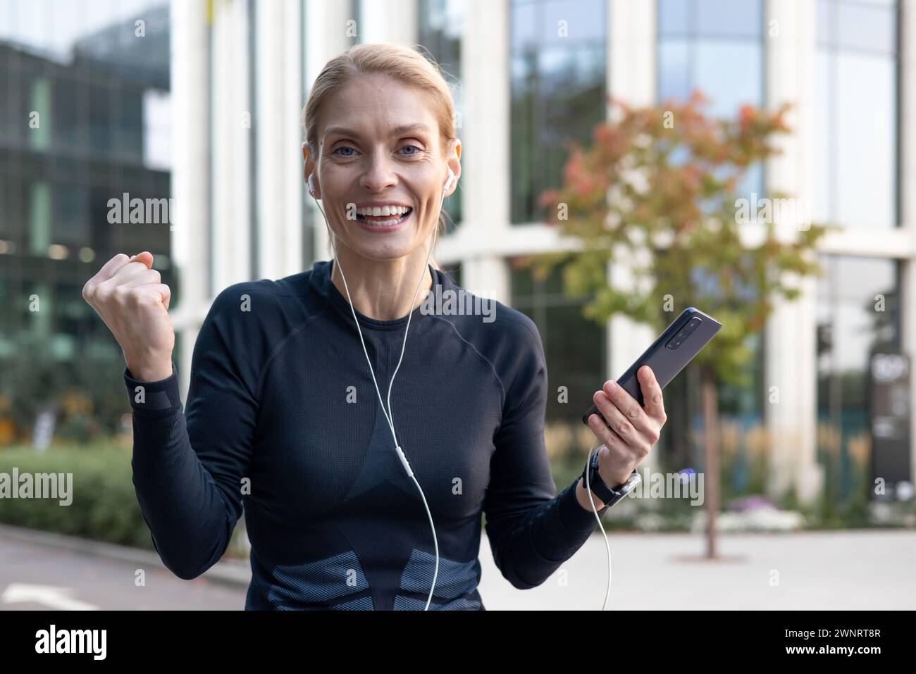Pump air woman hi-res stock photography and images - Alamy