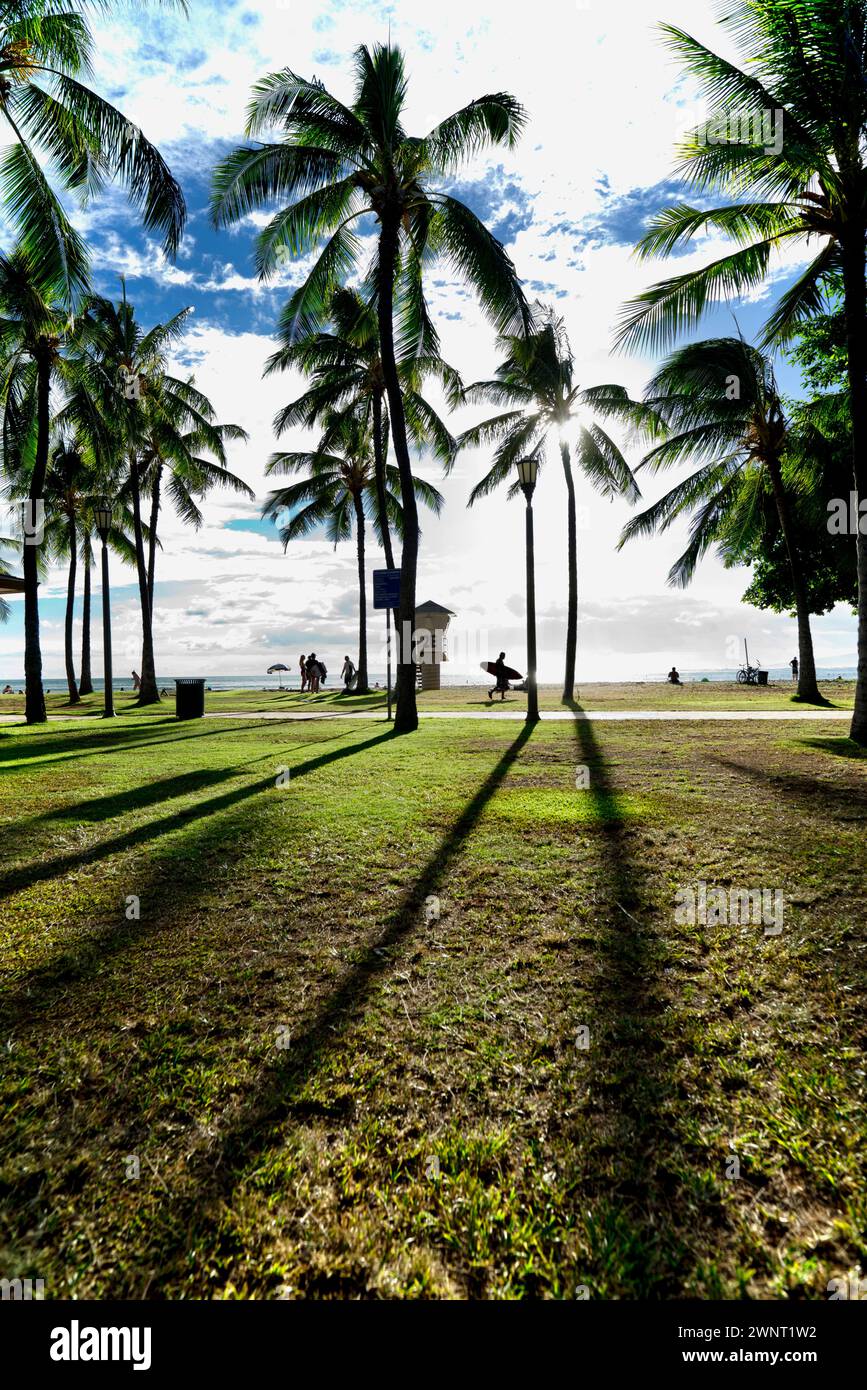 Afternoon in waikiki beach hi-res stock photography and images - Alamy
