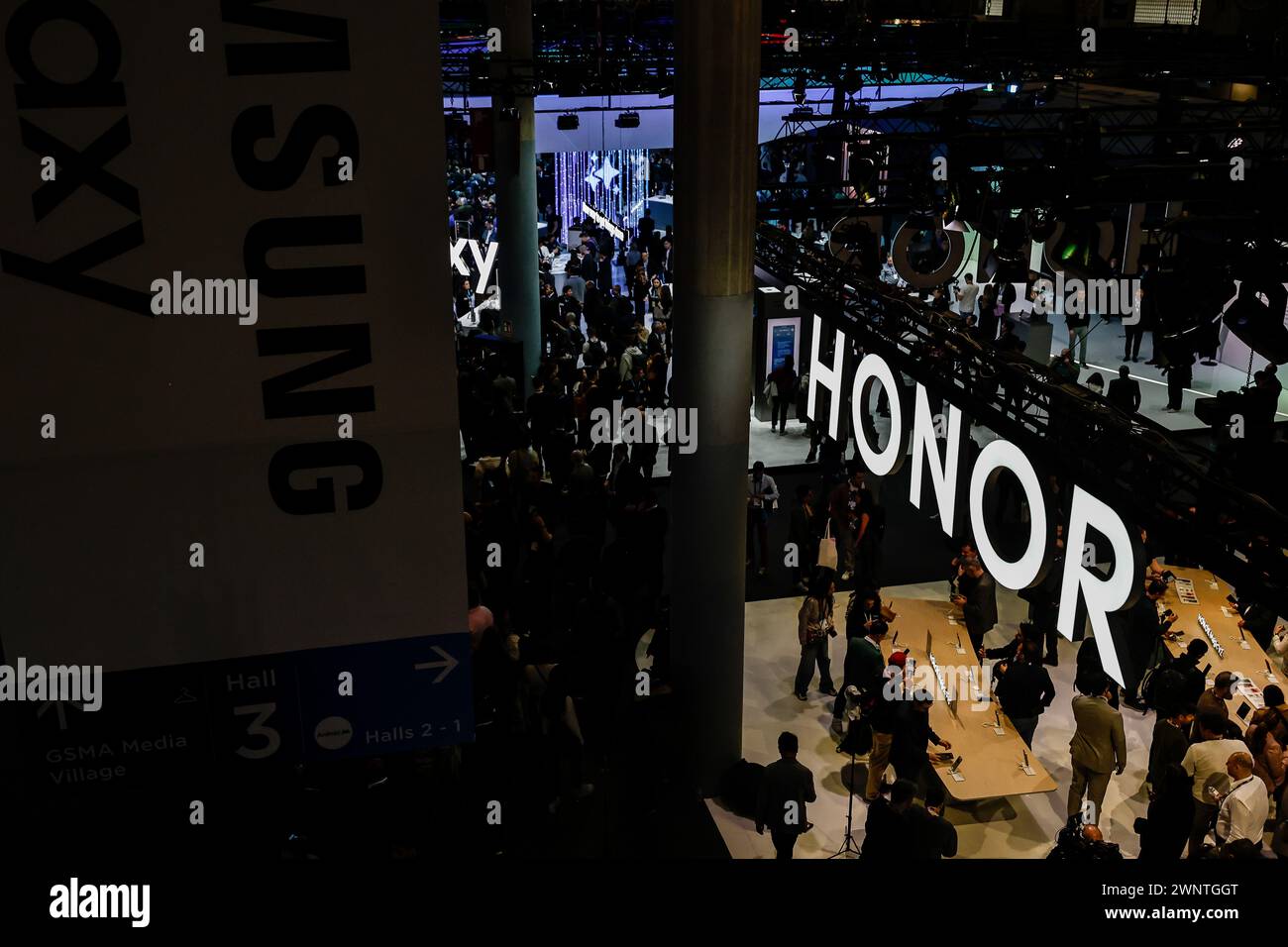 Barcelona, Spain. 26th Feb, 2024. Honor booth at MWC Barcelona 2024 ...