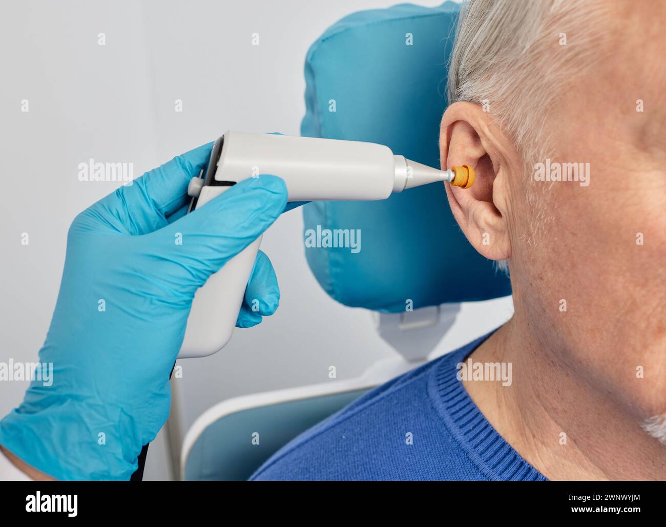 Middle tone hires stock photography and images Alamy