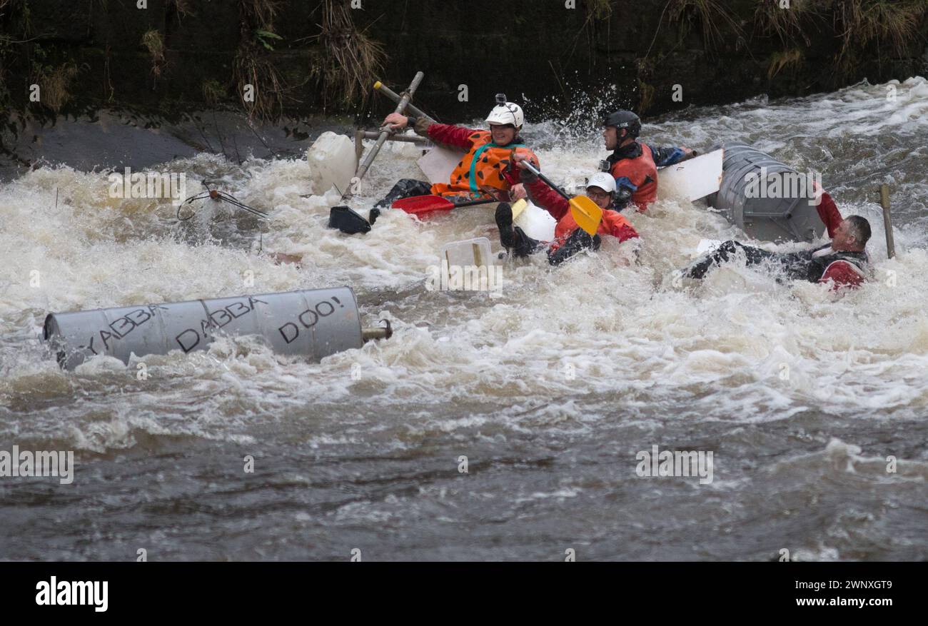 Sunk Raft 26/12/15 The Flintstones sunk like a stone. Dozens of competitors are ...