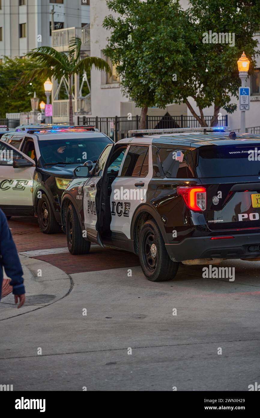 Law enforcement activity hi-res stock photography and images - Alamy
