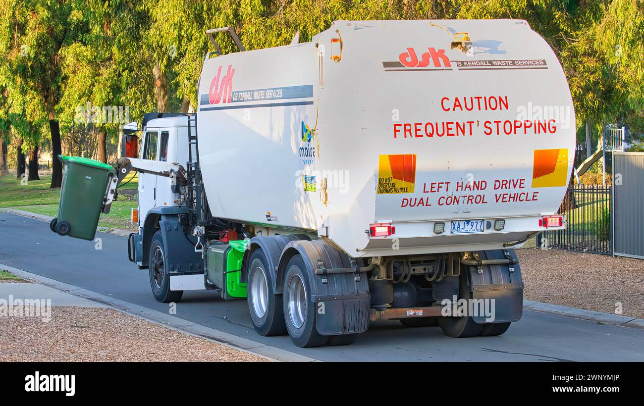 Garbage collection australia hires stock photography and images Alamy