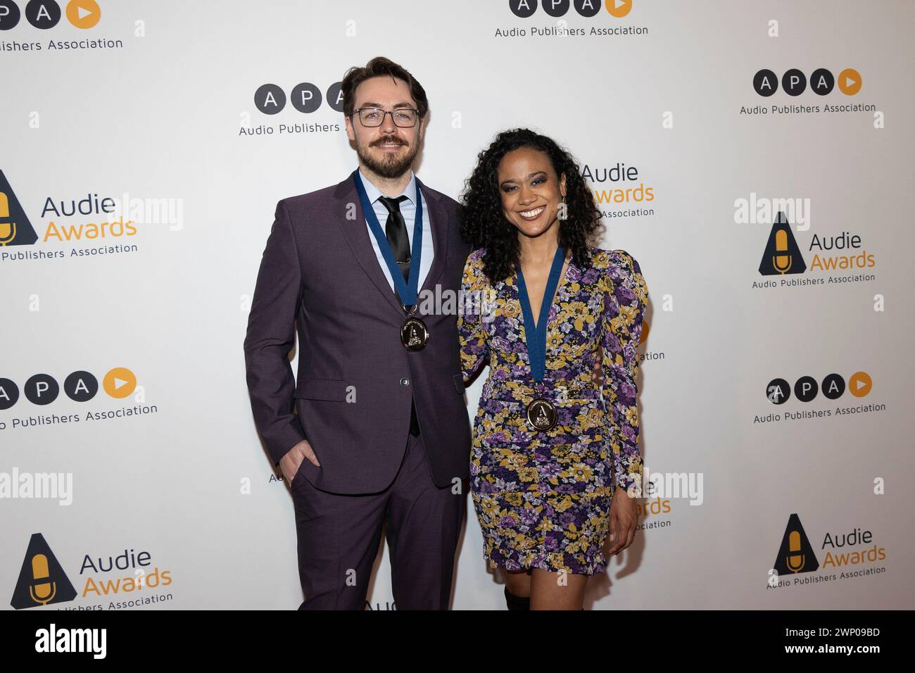 Jonathan Pennock and Kimberly Woods attend the arrivals of the 29th