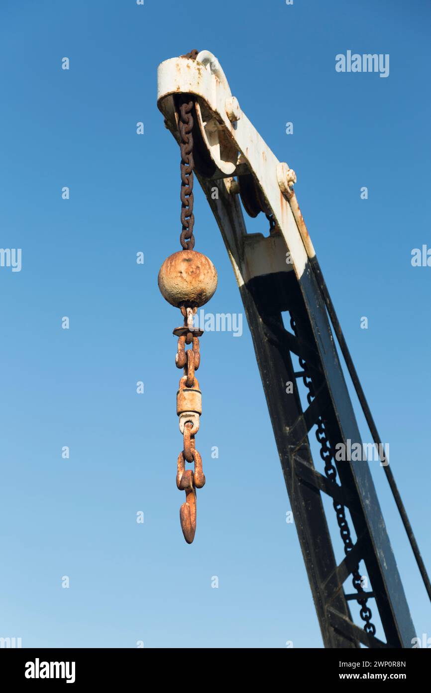 Lifting crane hires stock photography and images Alamy