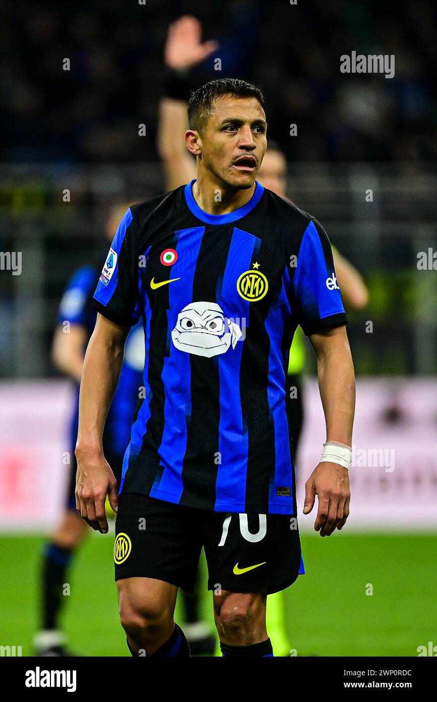 Milan Italy March 4 2024 Inter Milan s Chilean Forward 70 Alexis milan-italy-march-4-2024-inter-milan-s-chilean-forward-70-alexis
