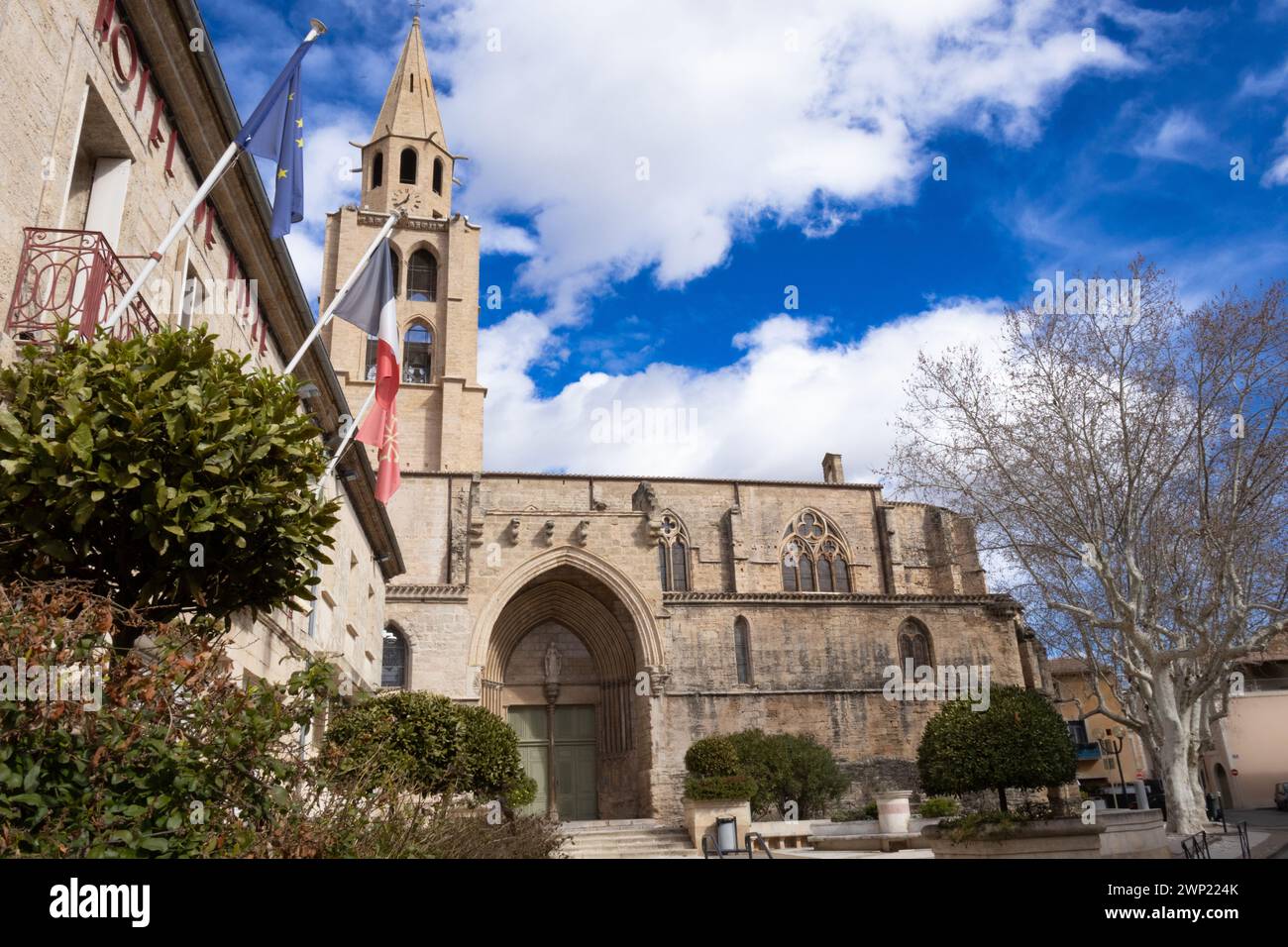 L'église Saint-André de Montagnac situé en Hérault au cœur de l'Occitanie Stock Photo