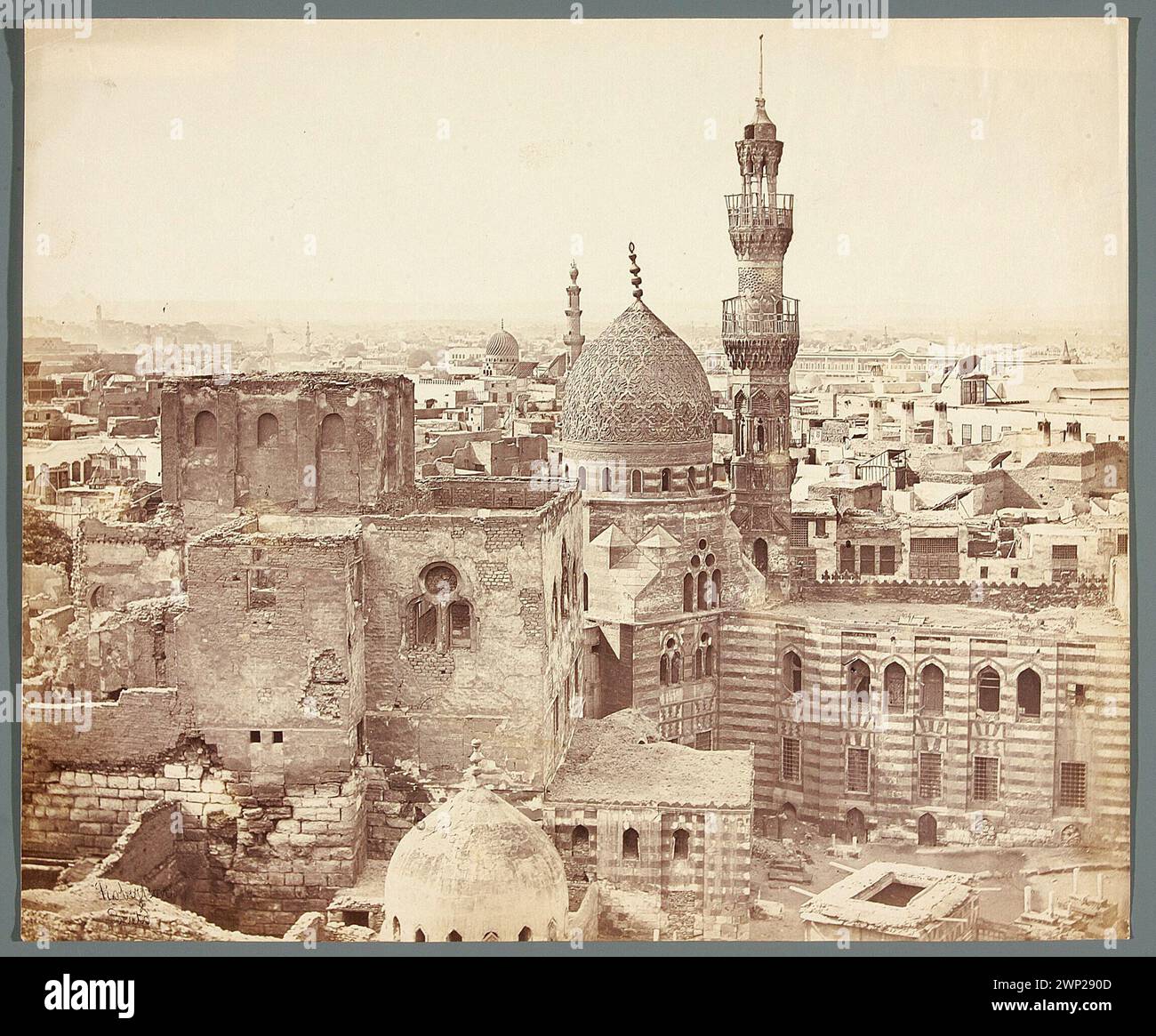 Egypt. Cairo. View of one of the mosques; Robertson, James (1813-1888), Beato, Felice (1832 -1909); 1853-1856 (1853-00-00-1856-00-00);Egypt, Kair, Orient, architecture, Islamic architecture, temple Stock Photo