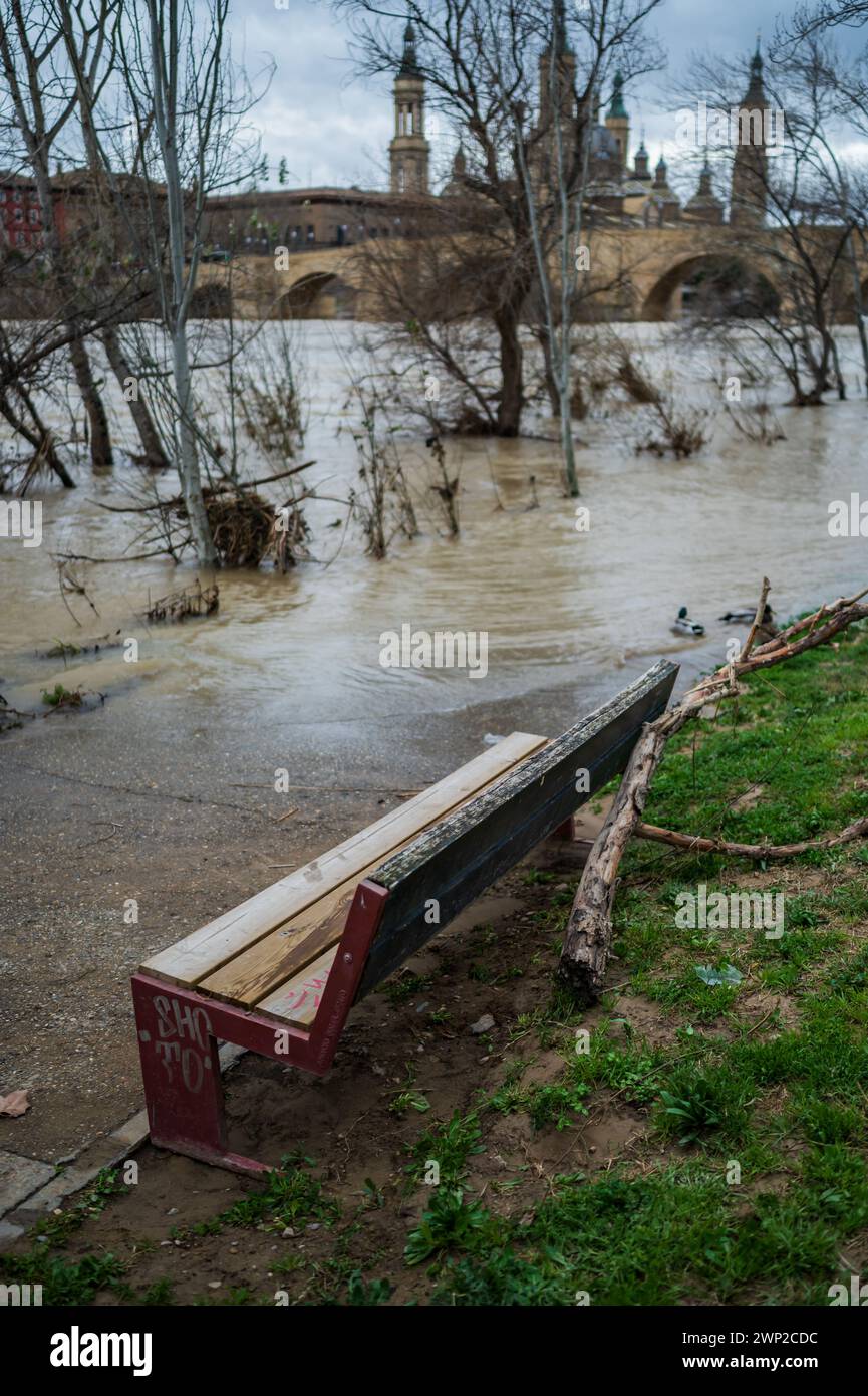 Areas zaragoza hires stock photography and images Alamy