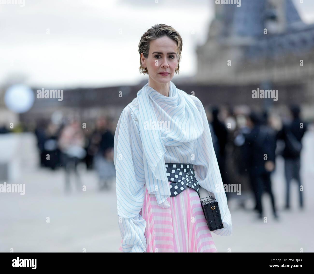 Sarah Paulson arrives for the Louis Vuitton Fall/Winter 20242025 readytowear collection