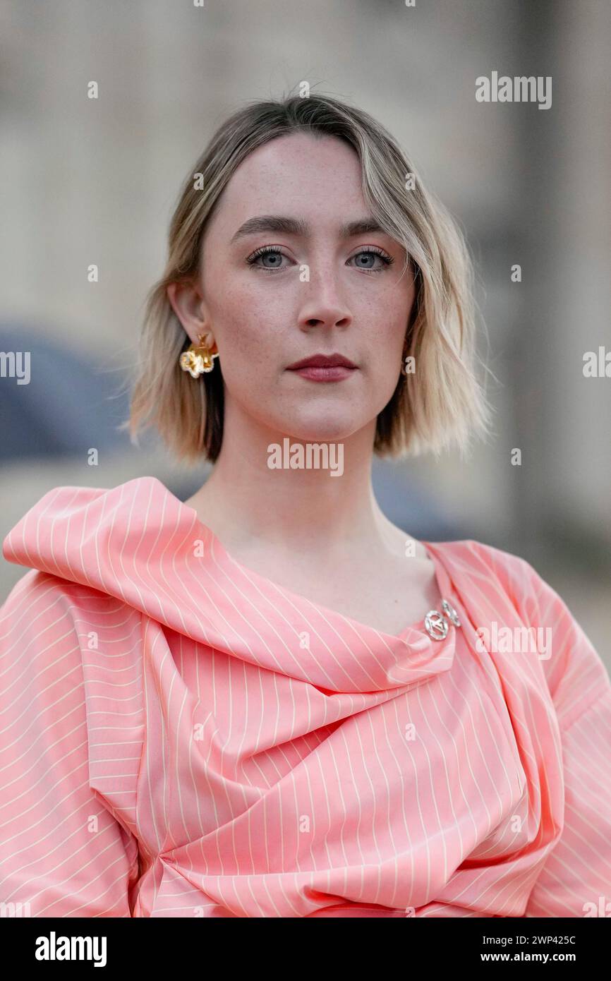 Saoirse Ronan arrives for the Louis Vuitton Fall/Winter 20242025 ready