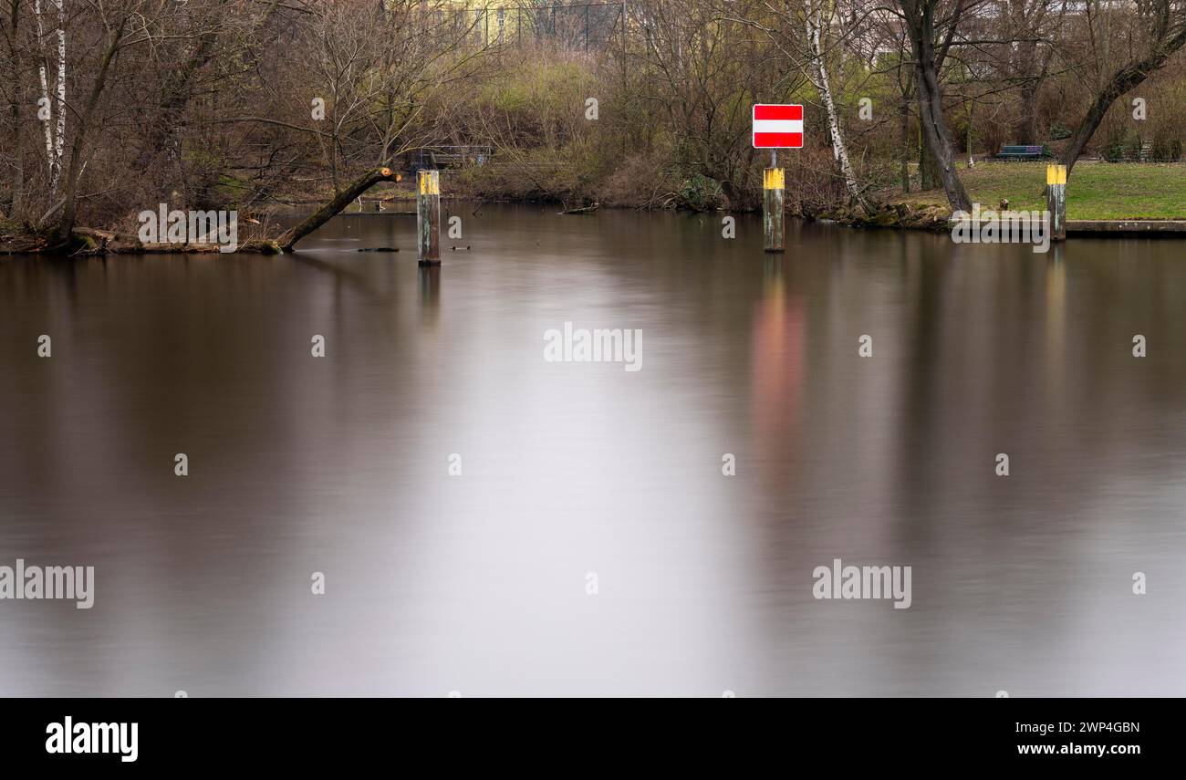 Long exposure, the Spree at Charlottenburger Ufer, Berlin, Germany Stock Photo