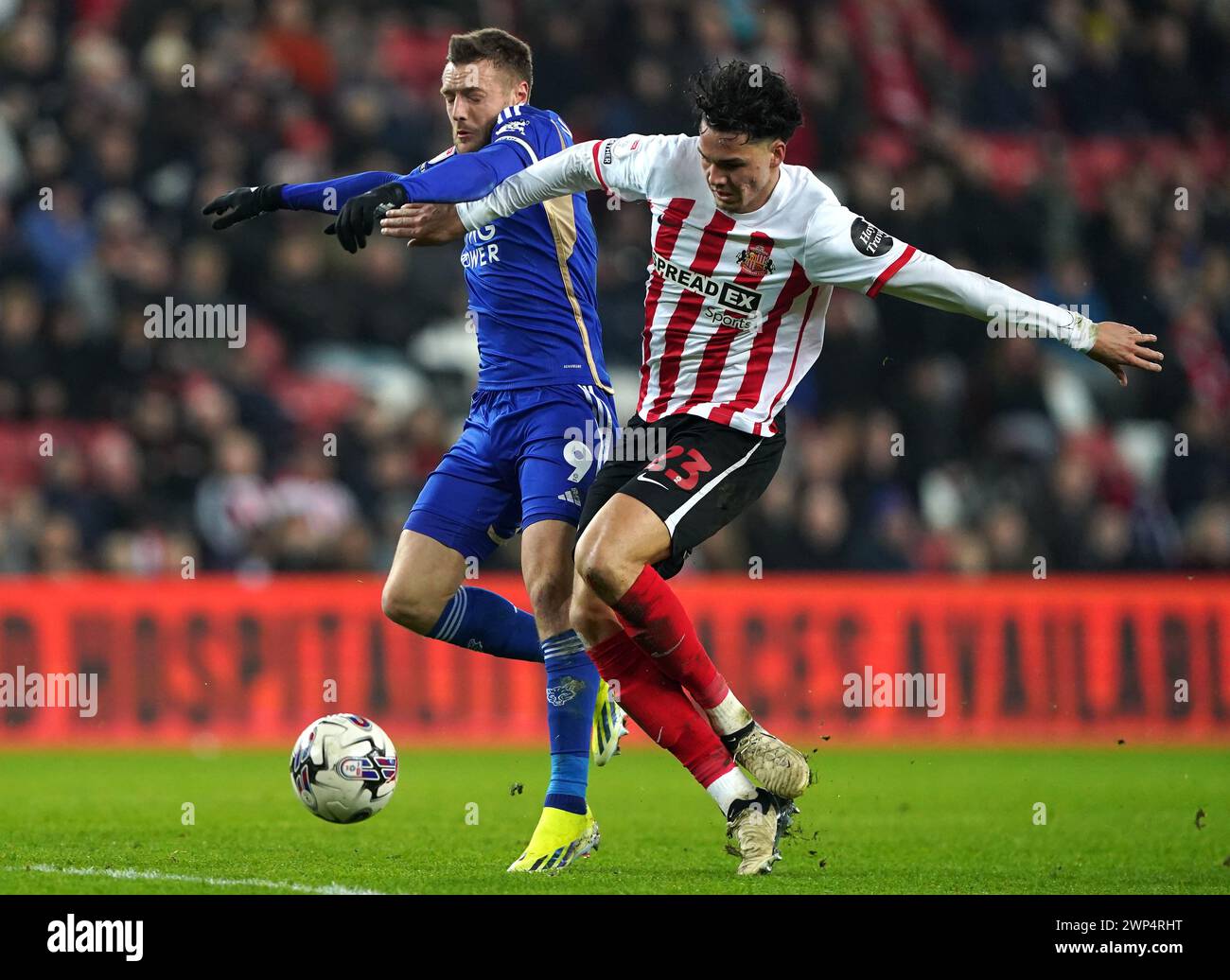 Leicester City's Jamie Vardy (left) and Sunderland's Jenson Seelt battle for the ball during the Sky Bet Championship match at the Stadium of Light, Sunderland. Picture date: Tuesday March 5, 2024. Stock Photo