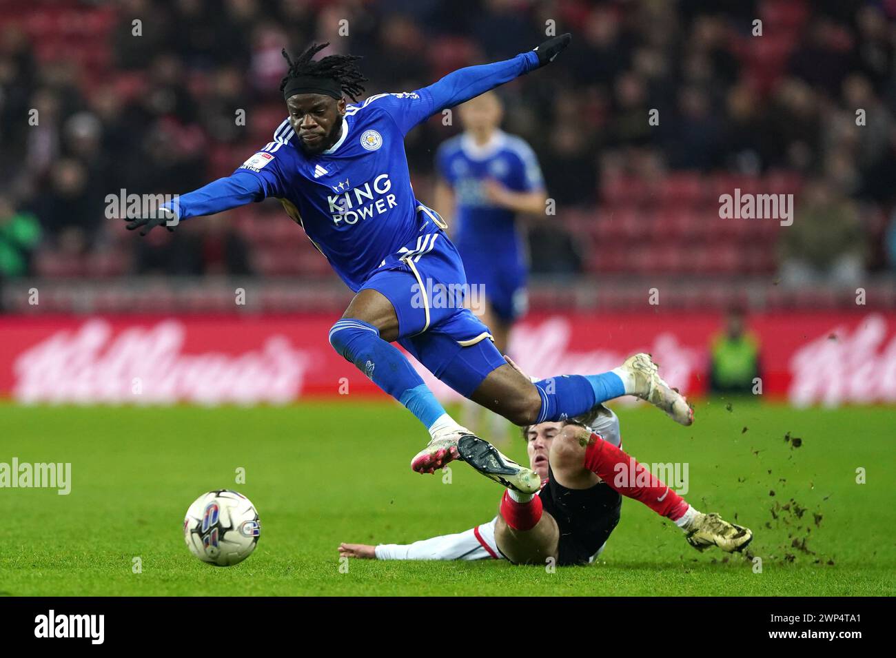 Sunderland's Trai Hume (right) challenges Leicester City's Stephy Mavididi during the Sky Bet Championship match at the Stadium of Light, Sunderland. Picture date: Tuesday March 5, 2024. Stock Photo