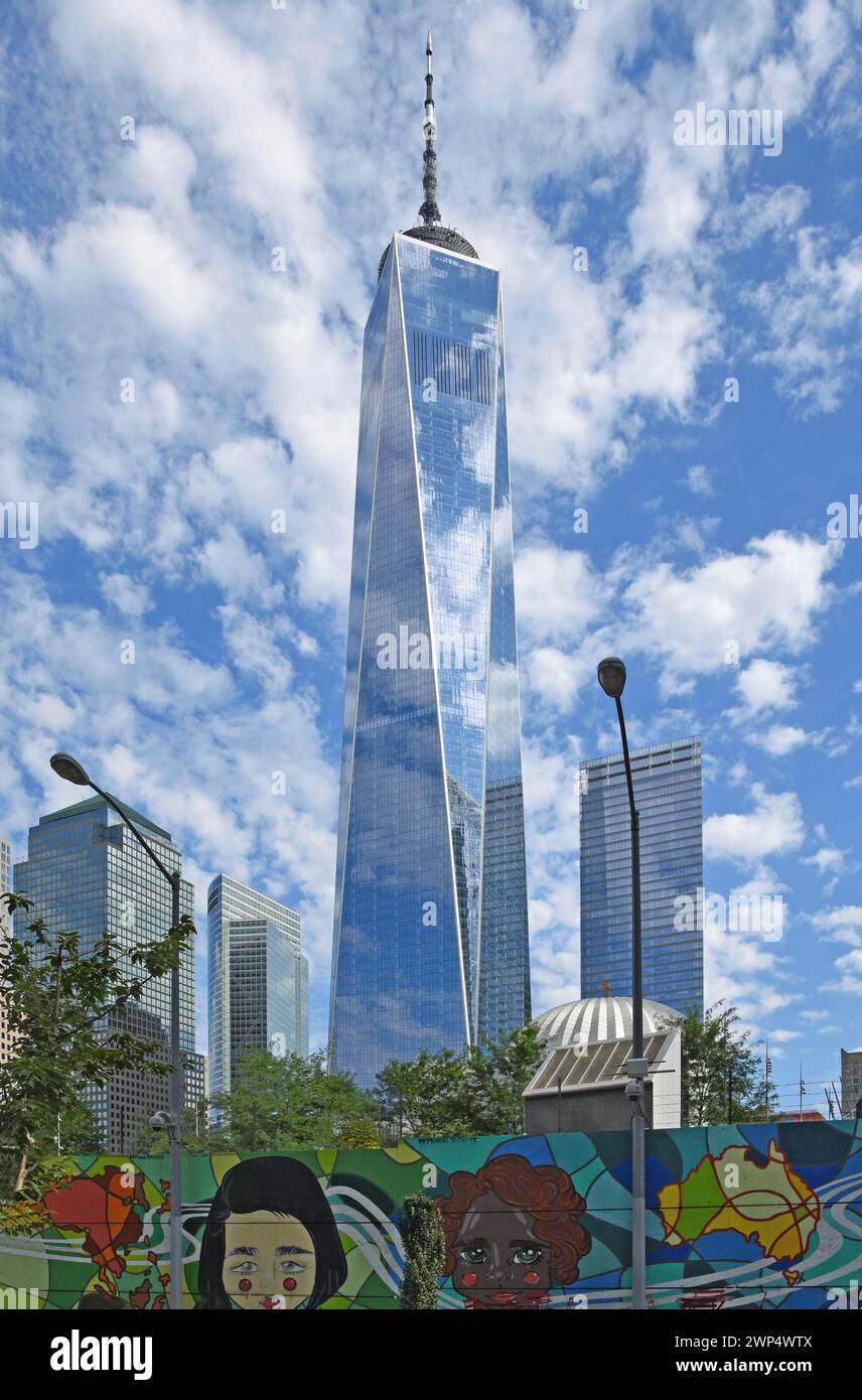 Graphite on construction site fence in front of One World Trade Centre ...