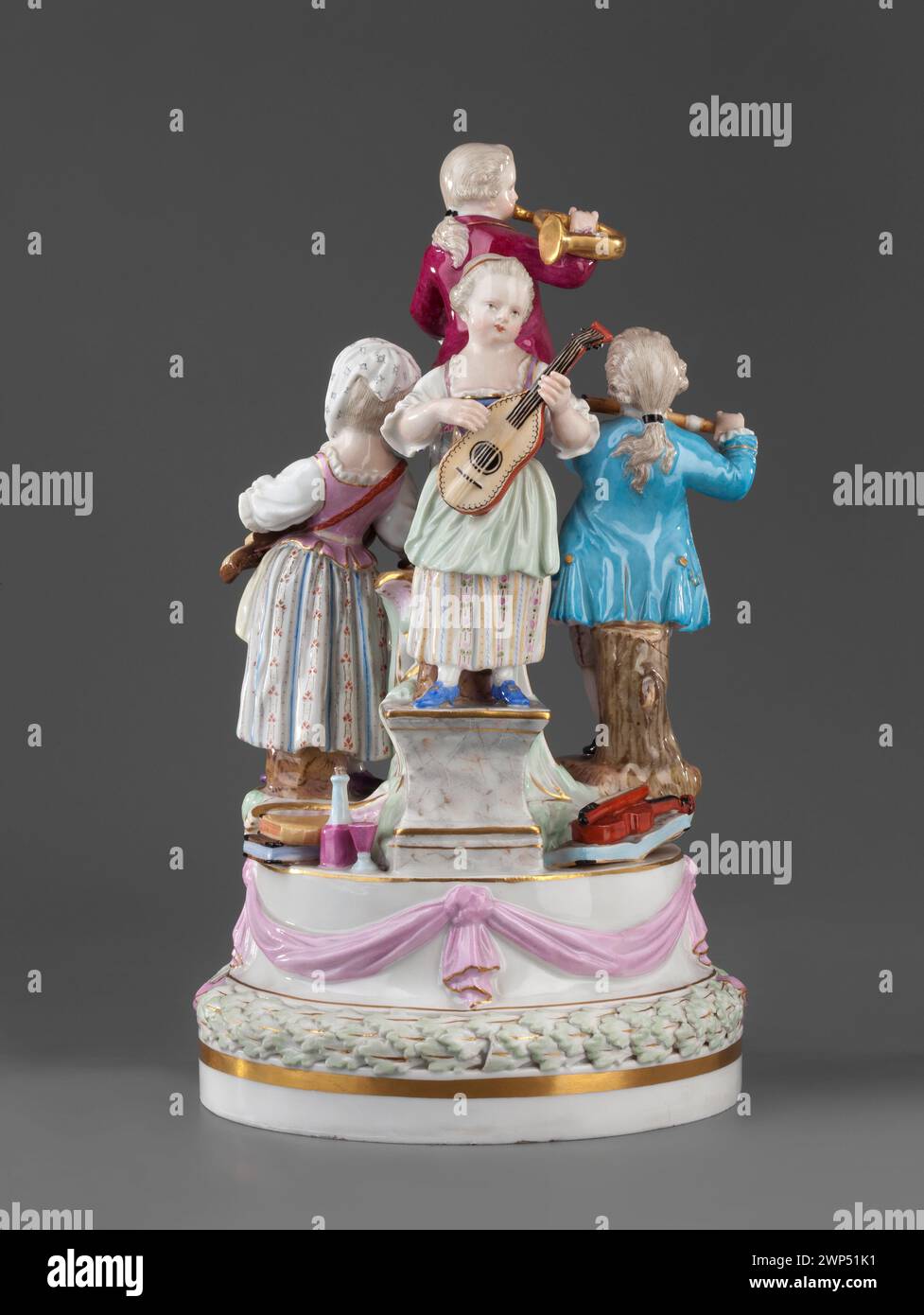 Musical Instruments 1775 Grupy figuralne hi-res stock photography and images - Alamy