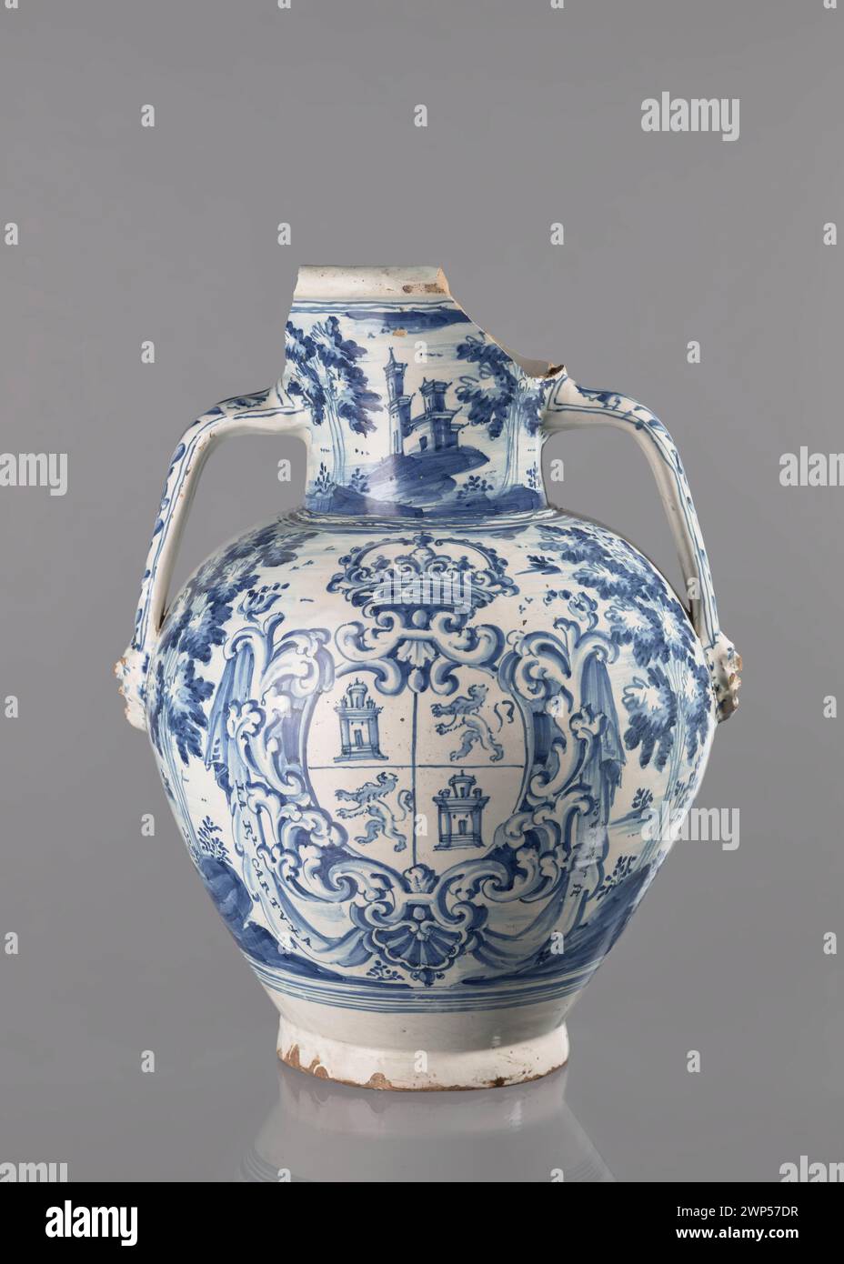 Vase; Talavera de la Reina; 18th century (1701-00-00-1800-00-00); Stock Photo