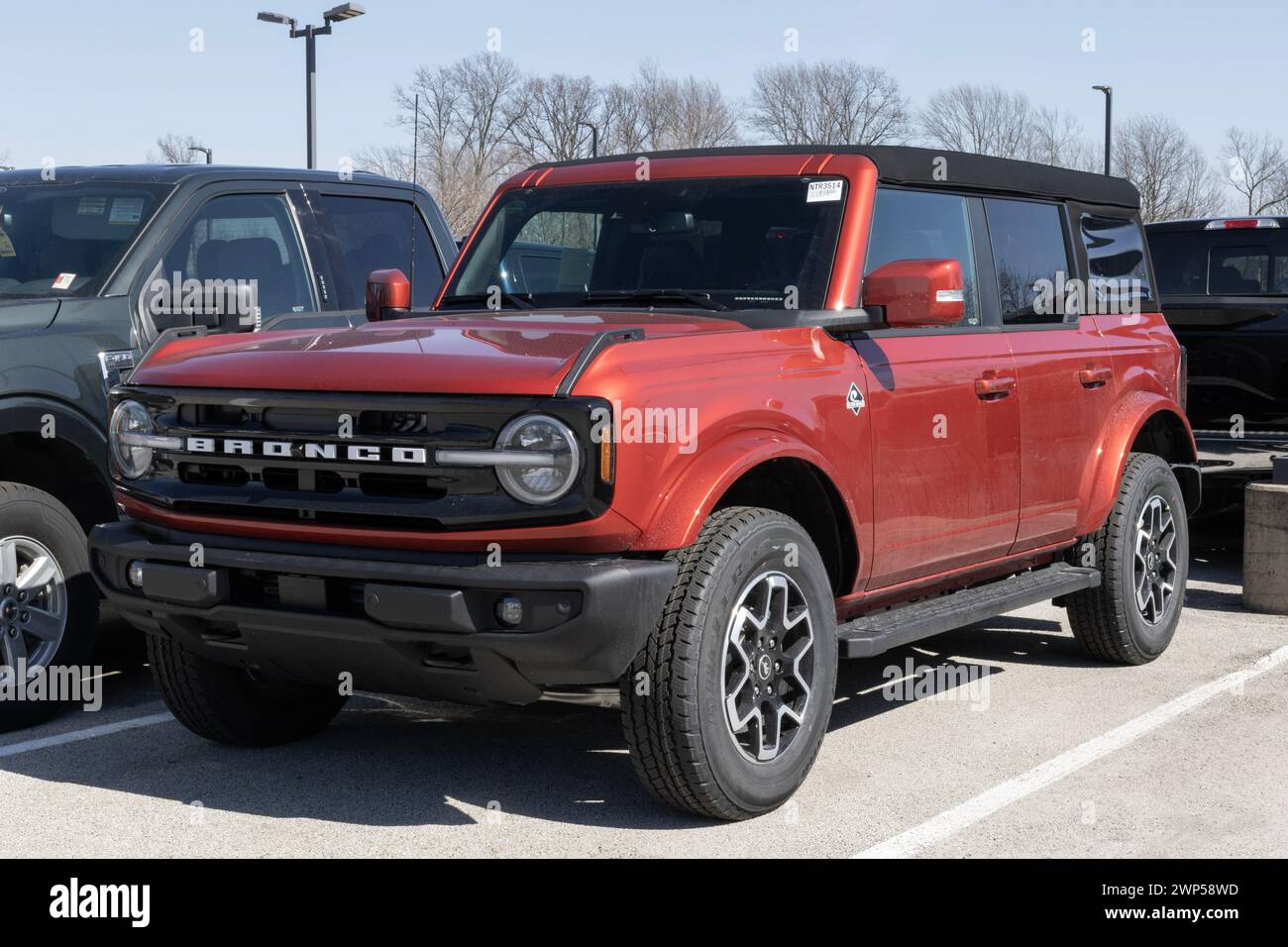 Fishers February 3, 2024 Ford Bronco Outer Banks dealership display