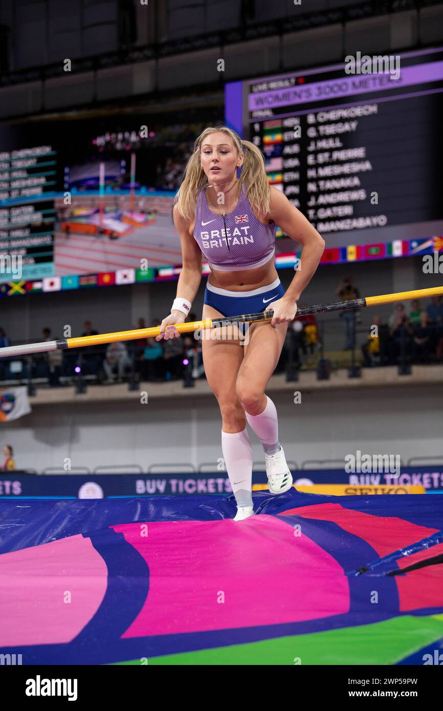 Molly Caudery of Great Britain competes in the Pole Vault final at the