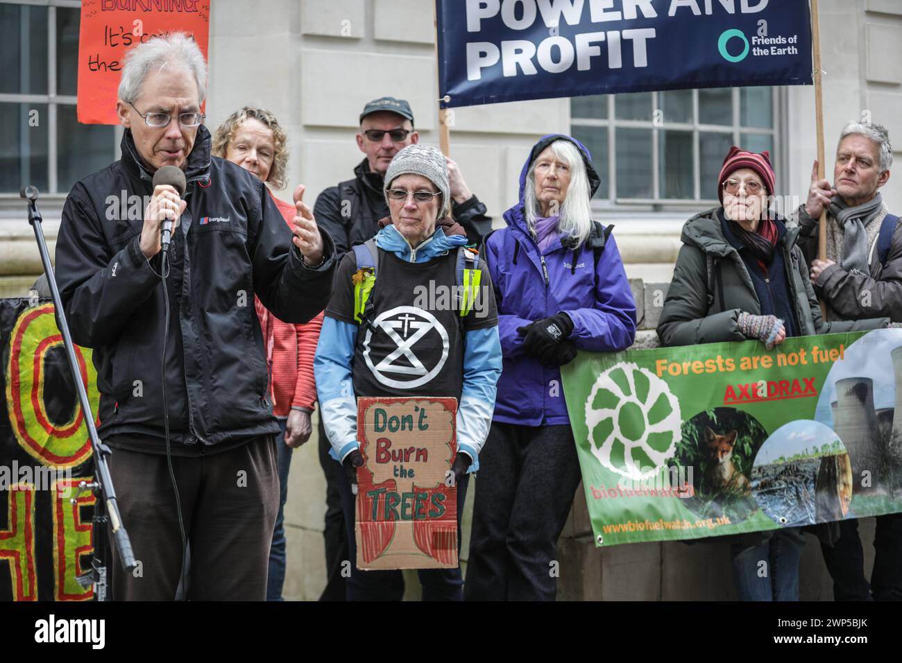London, UK. 05th Mar, 2024. Protesters and activists from environmental ...