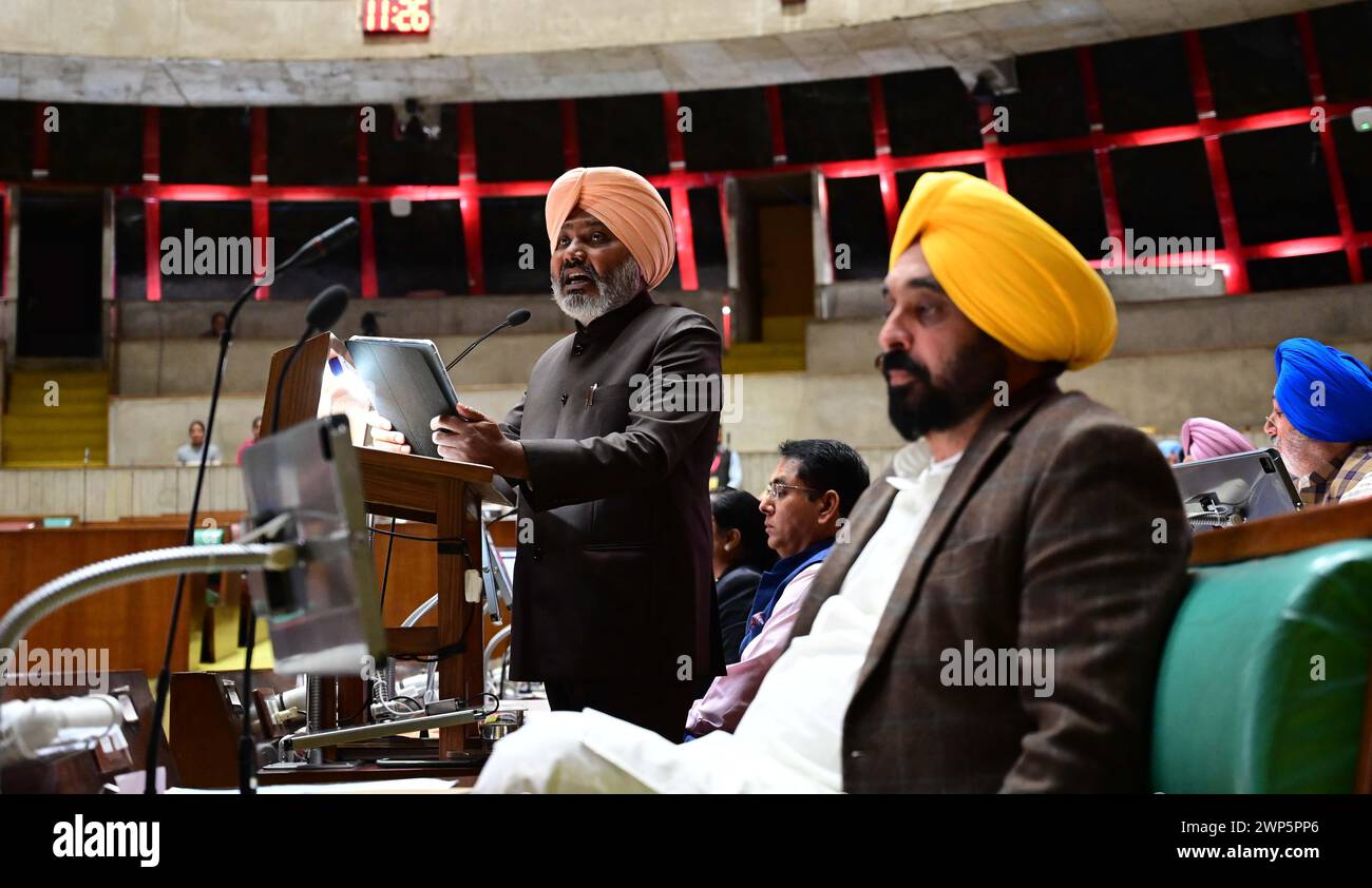 Chandigarh, India. 21st Jan, 2020. CHANDIGARH, INDIA MARCH 5 Finance