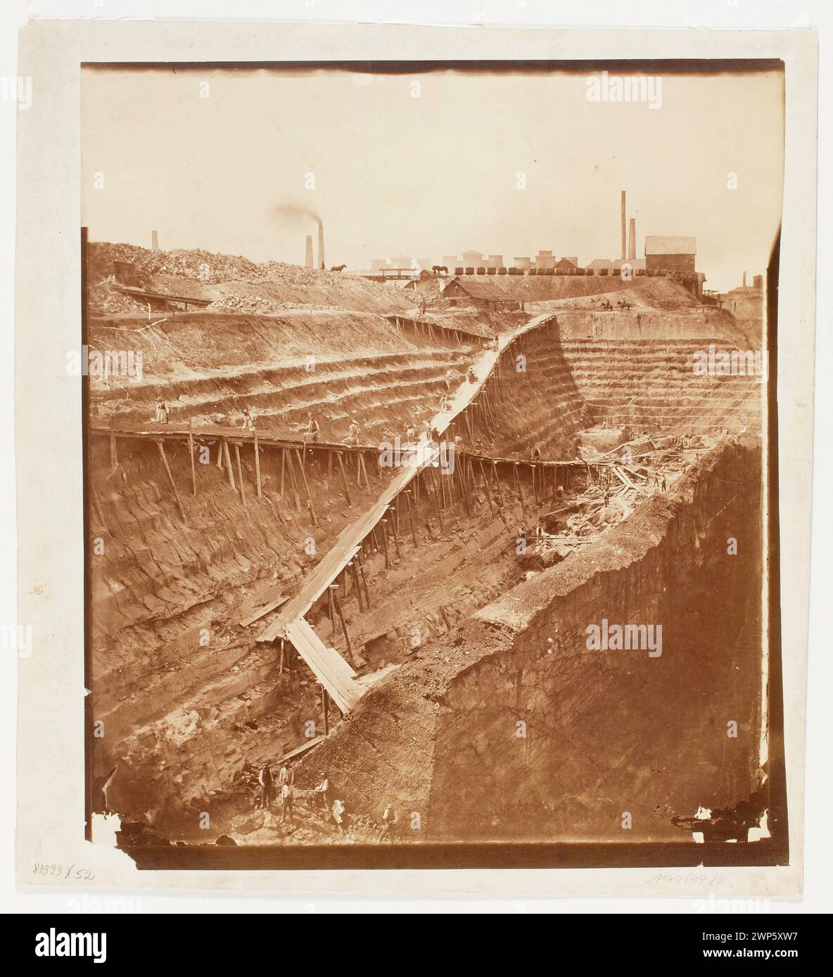 Open cast terrain hi-res stock photography and images - Alamy