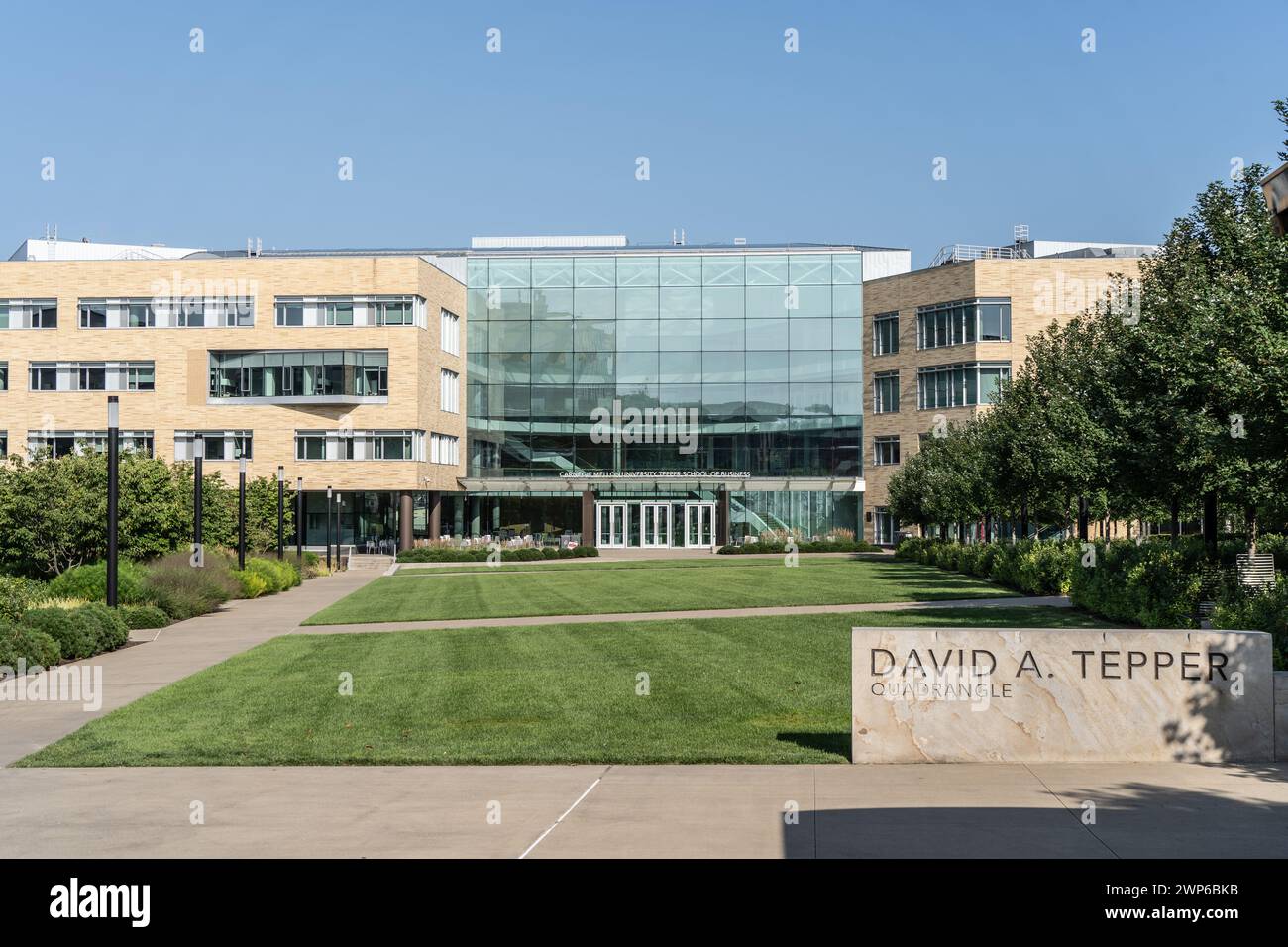 Pittsburgh, Pennsylvania – July 23, 2023: Tepper School of Business, Carnegie Mellon University Stock Photo