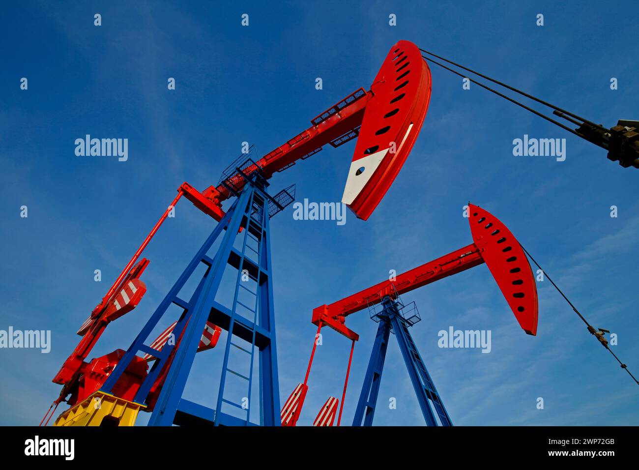 The oil rig Stock Photo - Alamy