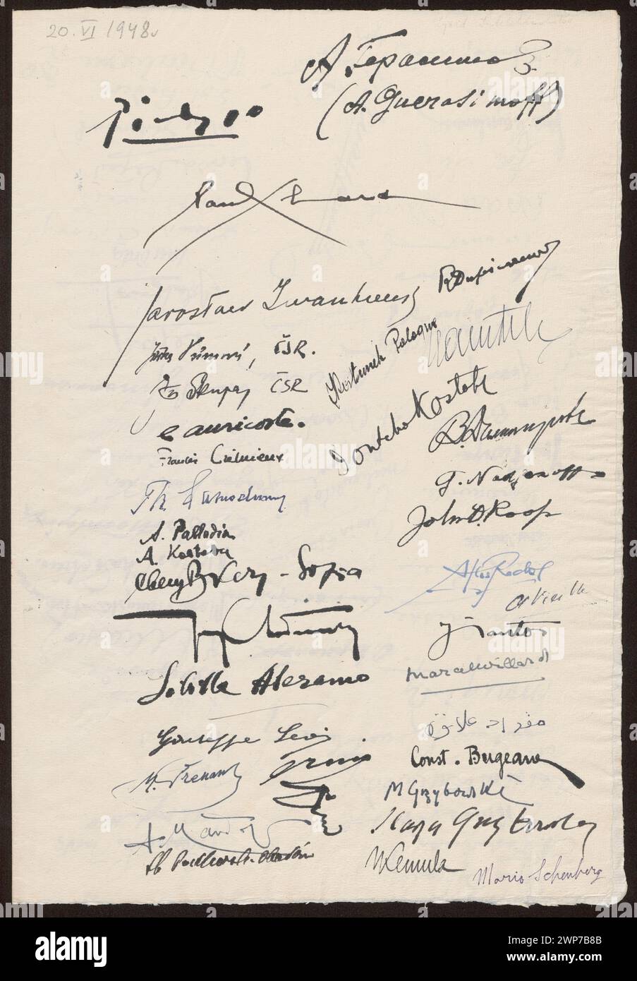 Card with the signatures of the participants of the World Congress of Intellectuals in defense of the peace in Wroclaw who came to the National Museum in Warsaw on August 29, 1948; National Museum in Warsaw (Warsaw; 1862-); 29.08.1948 (1948-00-00-1948-00-00);Bartłomiejczyk, Edmund (1885-1950), Dybowski, Stefan (1903-1970), Gerasimov, Alexander (1881-1963), Iwaszkiewicz, Jarosław (1894-1980), National Museum in Warsaw, Picasso, Pablo (1881-1973), Autographs, éluard, Paul (1895-1952), World Congress of Intellectuals in defense of the Peace (Wrocław - 1948) Stock Photo
