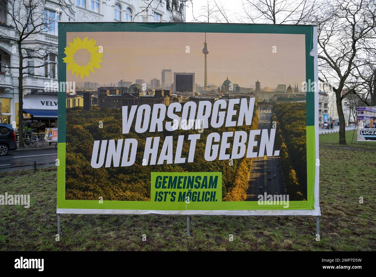Wahlplakat der Grünen zur Bundestagswahl in Berlin am 11.02.2024, Berlin, Deutschland Stock Photo