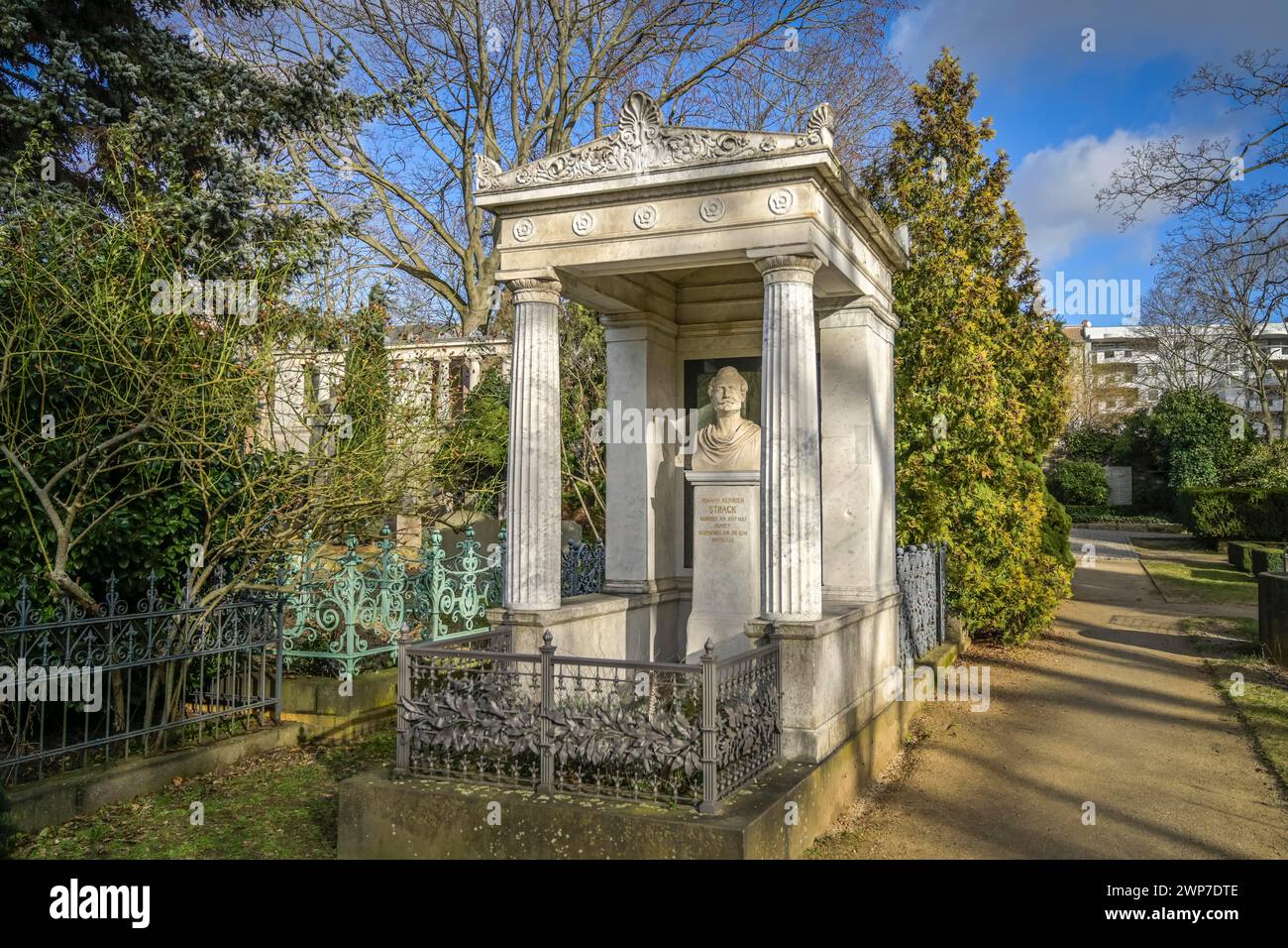 Johann Heinrich Strack, Grab, Dorotheenstädtischer Friedhof ...