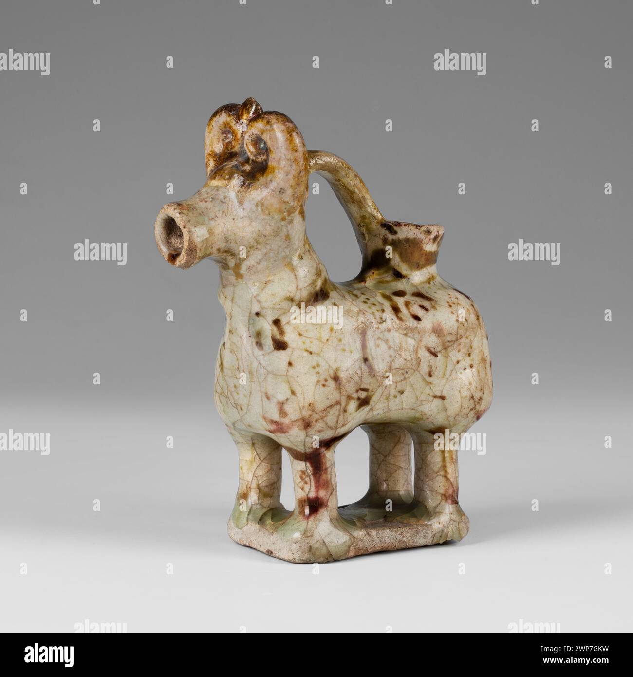 Bull like hi-res stock photography and images - Alamy