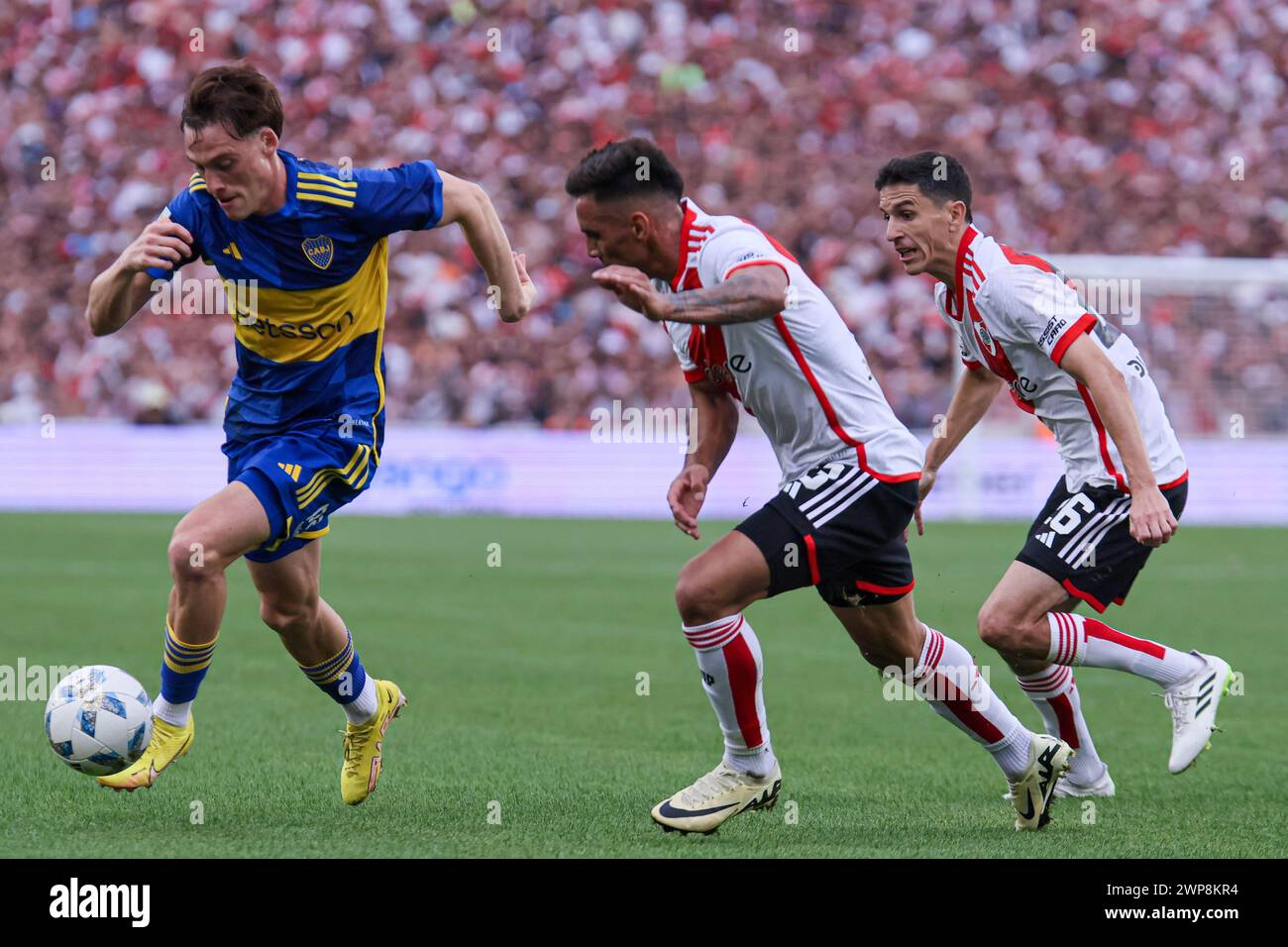 River Plate Boca Juniors SuperClassic Stock Photo - Alamy