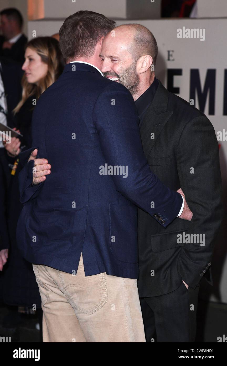 Guy Ritchie Statham Guy Ritchie und Jason Statham bei der Premiere der Netflix-Serie The ...