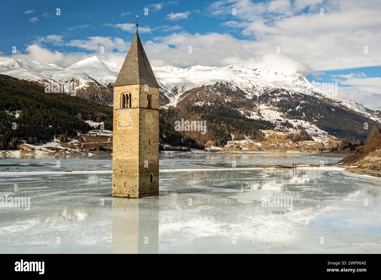 Flooded church tower in Lake Reschen (Reschensee) in South Tyrol, Italy Stock Photo