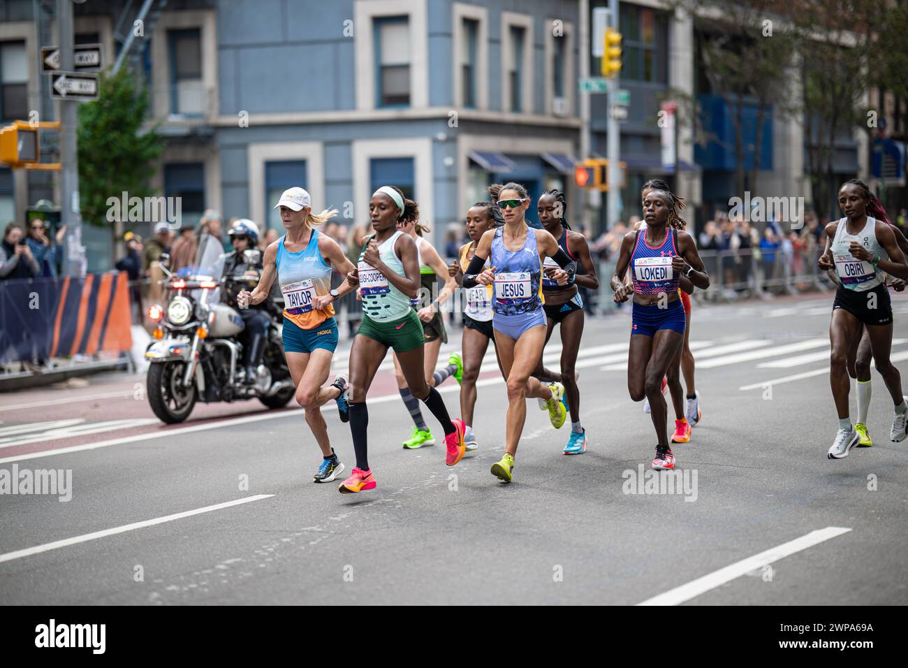 Head of the Elite girls race at the 2023 New York Marathon. Stock Photo