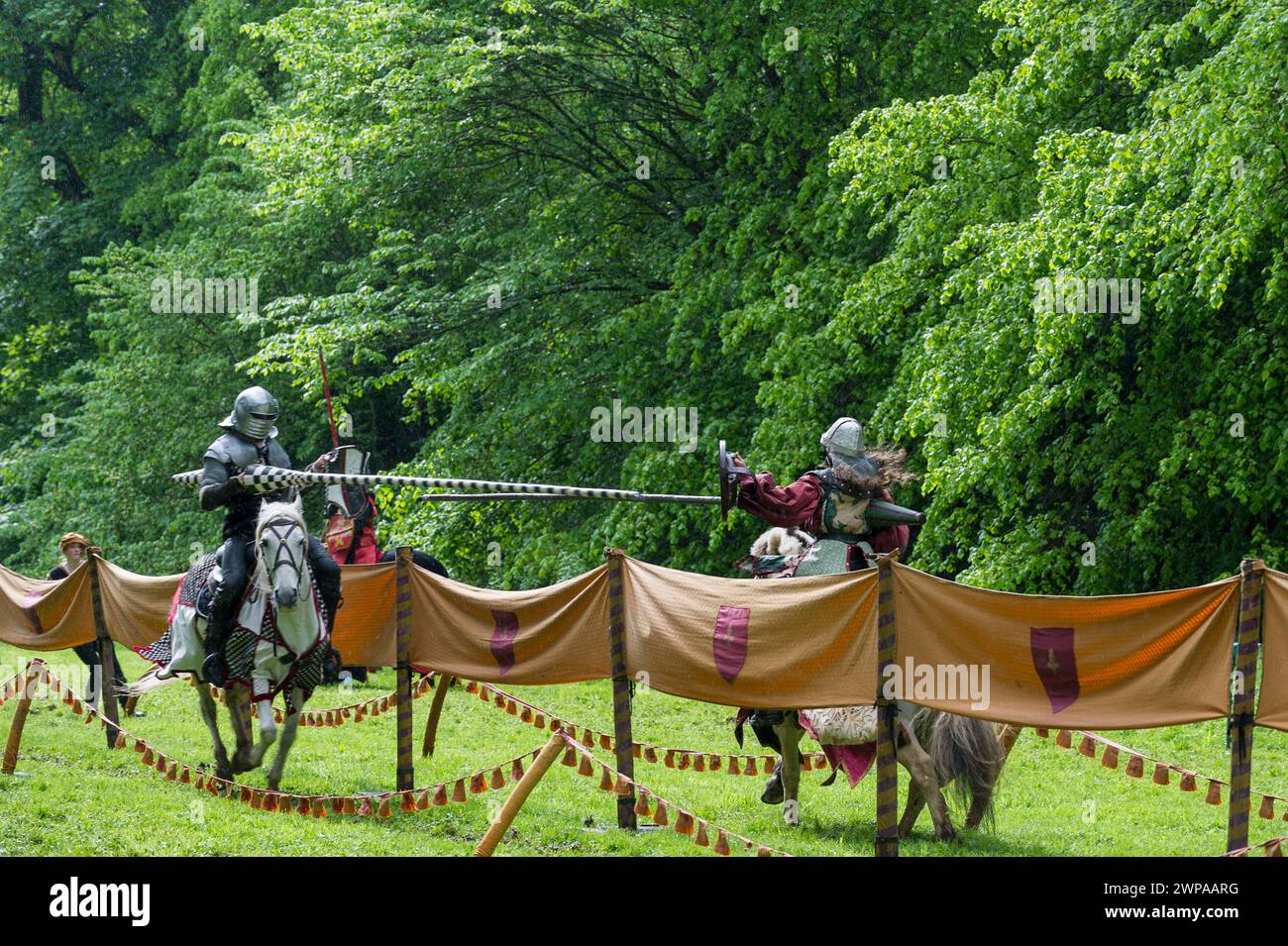 Medieval festivities in Traquair mark the remembrance of battle of Flooden with a joustling tournament and various kind combat and demonstration. |  R Stock Photo