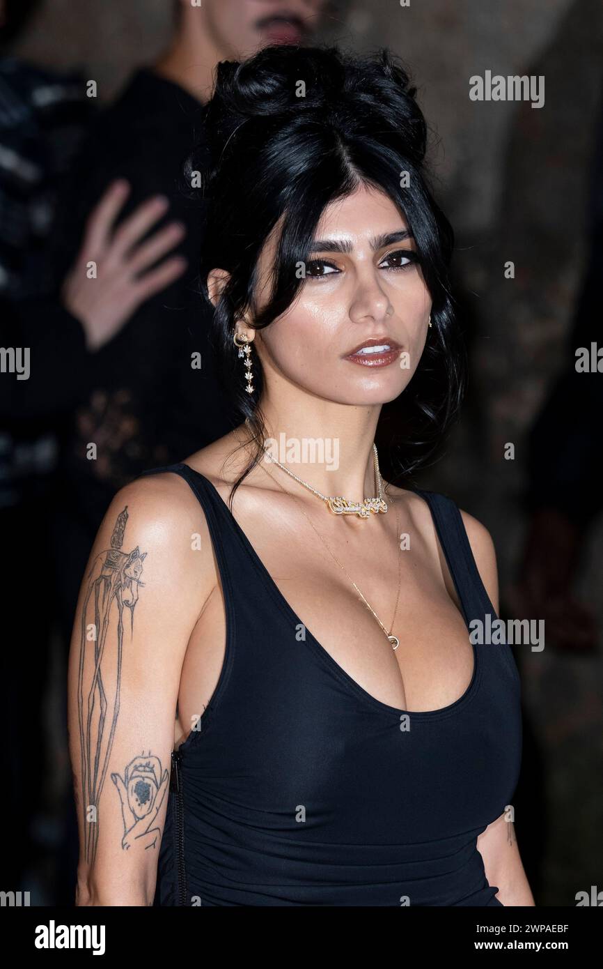 Mia Khalifa arrives for the Mugler Fall/Winter 20242025 readytowear