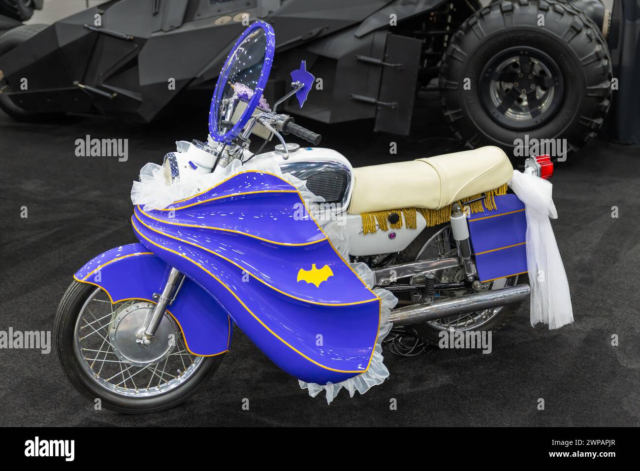 Batman motorcycle hi res stock photography and images Alamy