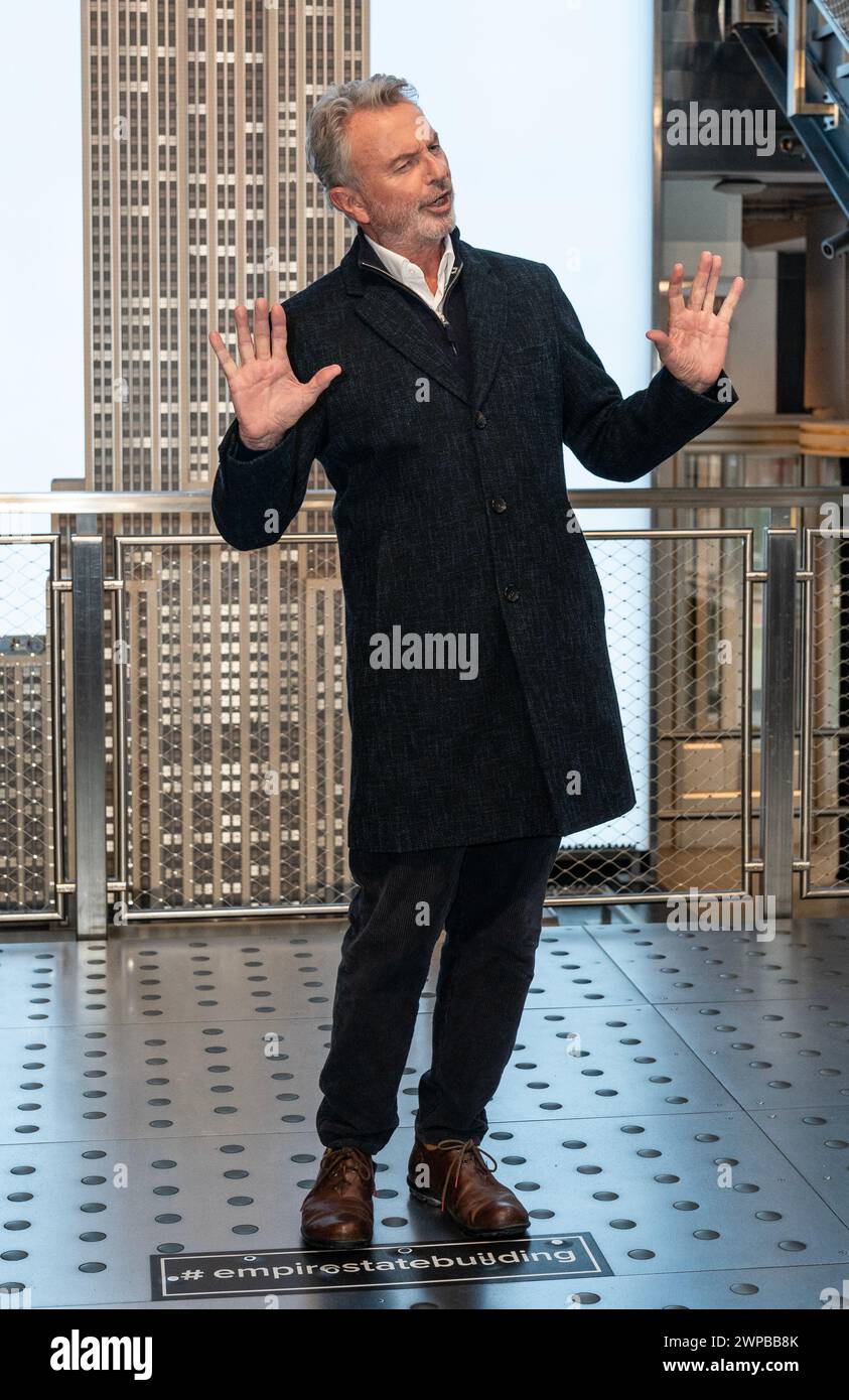 Sam neill actor hi-res stock photography and images - Alamy, image size:843x1390