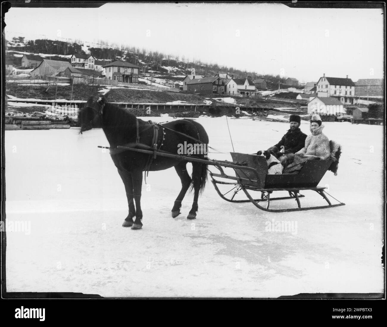 Vintage winter photo horse-drawn sleighs and wagon, small town c.1900 Vintage winter photo horse-drawn sleighs and wagon, small town c.1900