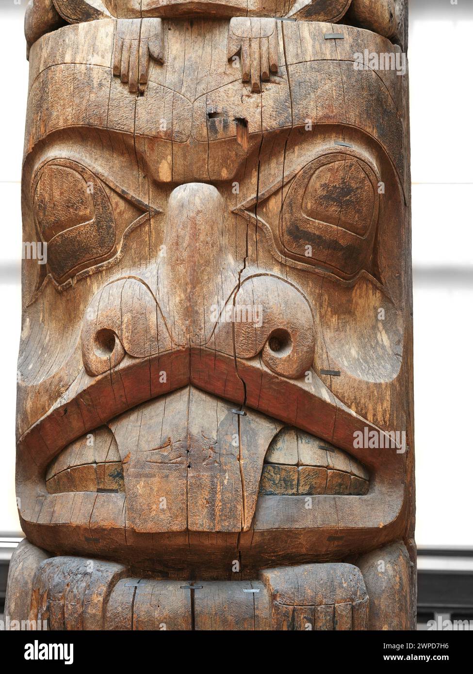 Haida totem pole, form British Columbia, Canada Stock Photo - Alamy