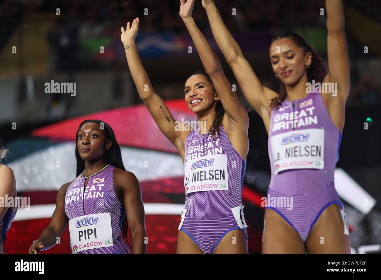 Ama Pipi (GBR, 4x400 Metres Relay) with Lina Nielsen (GBR, 4x400 Metres