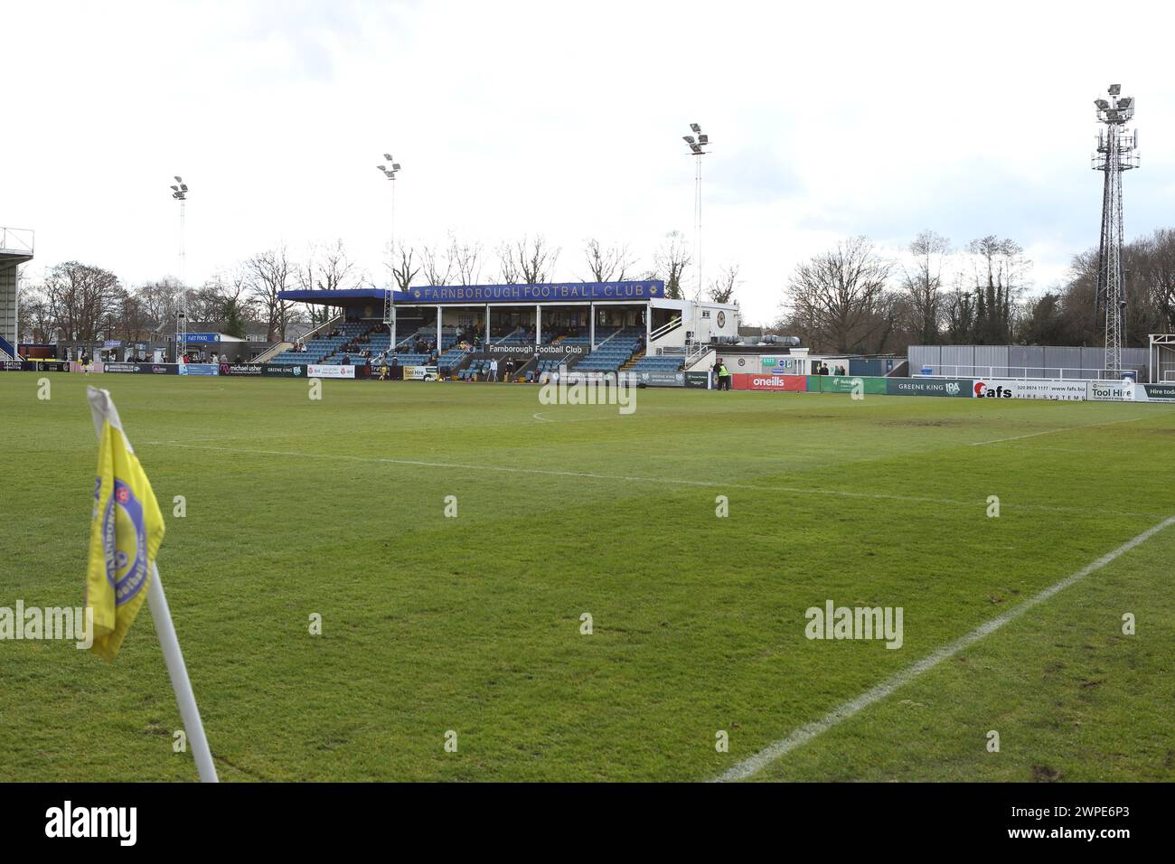 Farnbrough Rufc Fc stadium hi-res stock photography and images - Alamy