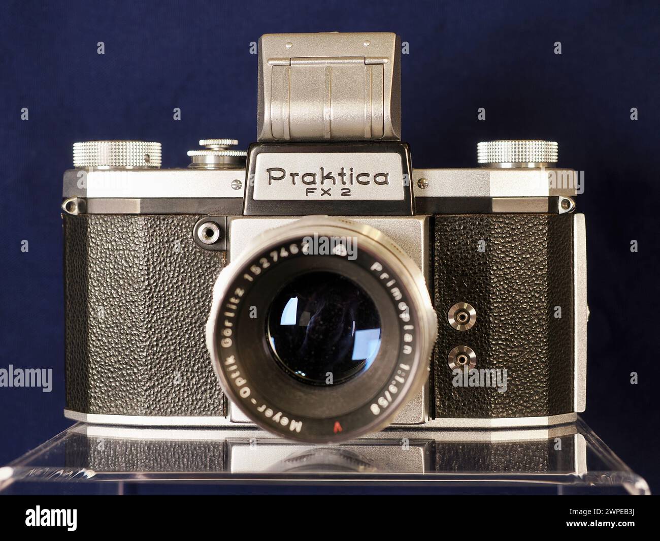 Praktica nova hi-res stock photography and images - Alamy