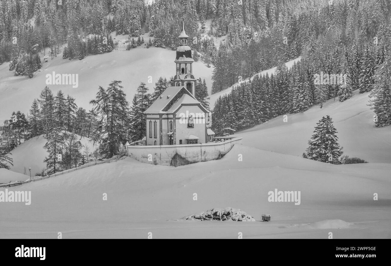 Chapel tirol Black and White Stock Photos & Images - Alamy